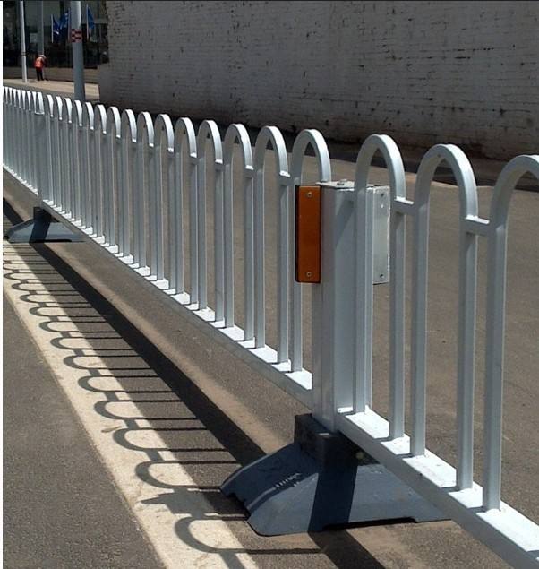 城市道路景觀提升，少不了花箱護(hù)欄！