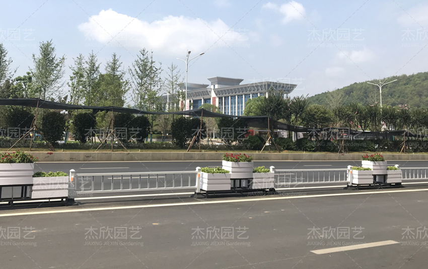 花箱批發(fā)和花箱經(jīng)銷商有什么區(qū)別？