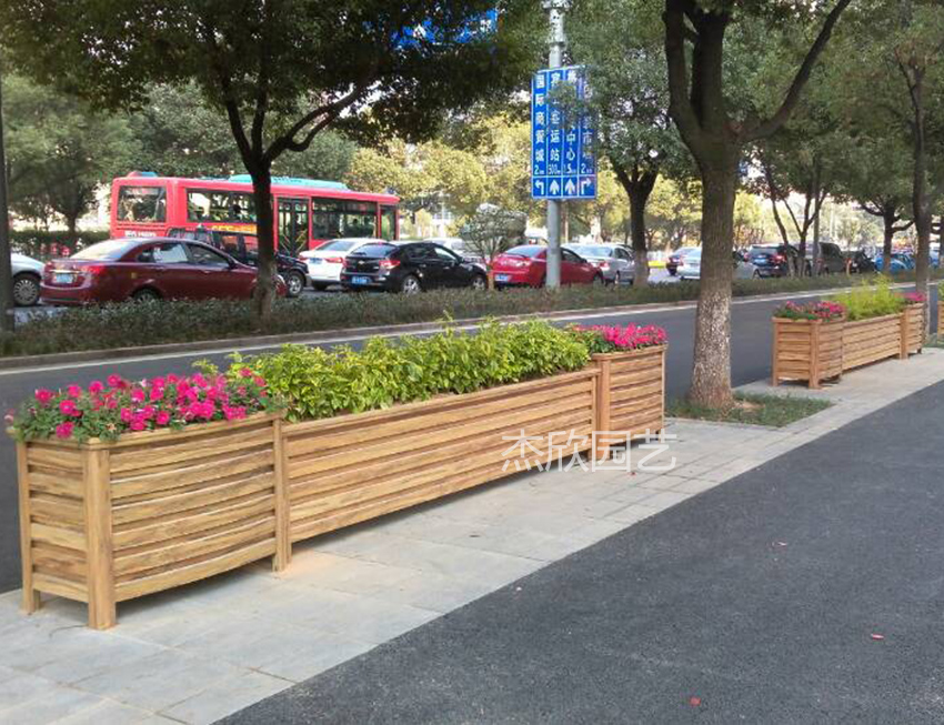 選購(gòu)組合花箱有哪些注意事項(xiàng)？