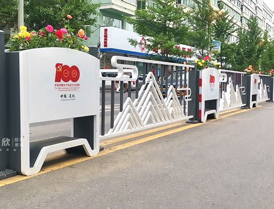 【中央花箱】山水印象不銹鋼道路花箱護(hù)欄