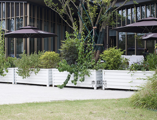 商業(yè)花箱實(shí)拍案例鋁合金花箱